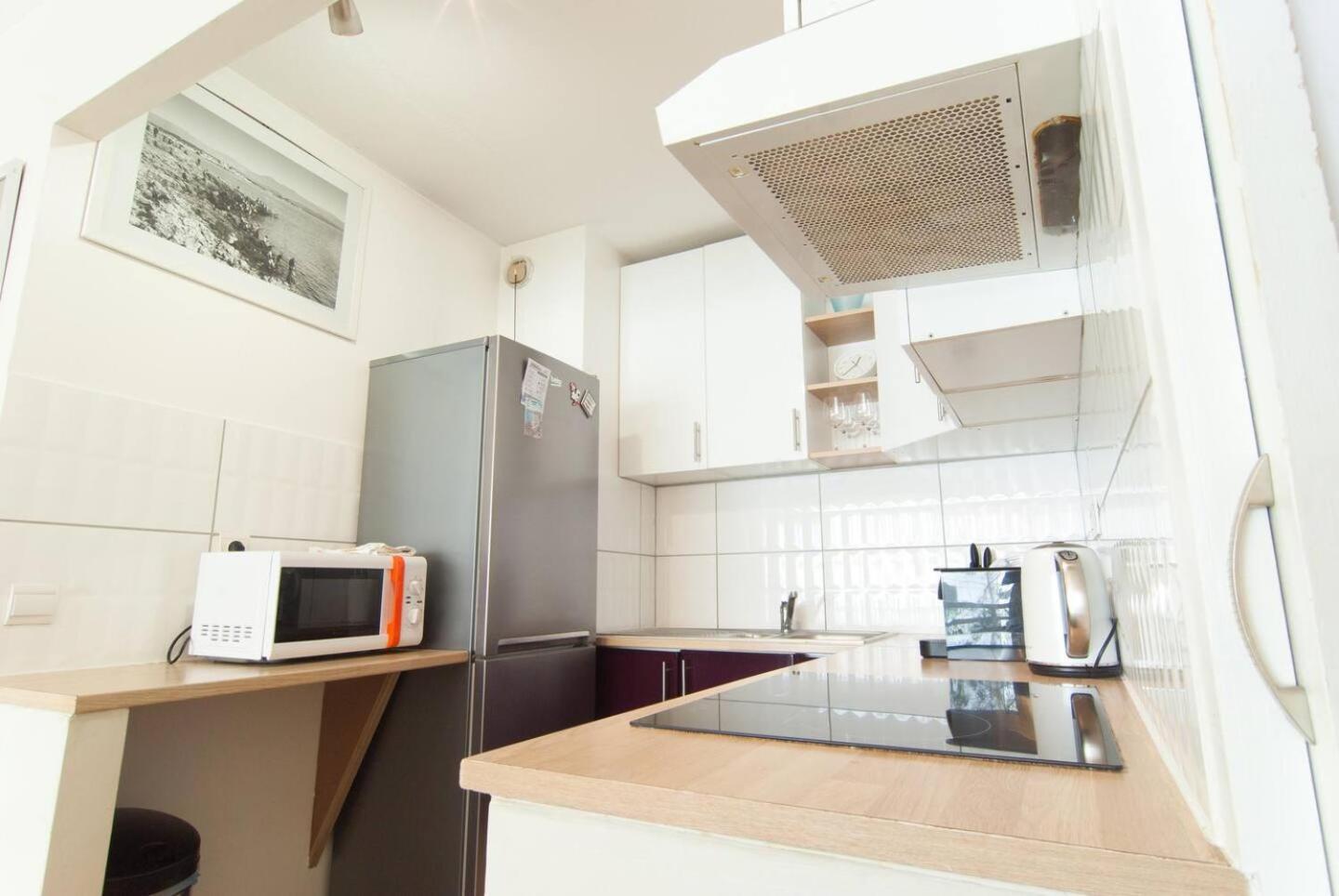 Elegant Apt W/2 Terraces/Mins To Beach & Shops Antibes Luaran gambar